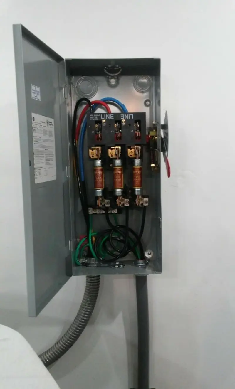 Three-phase disconnect switch installed for Electrical Wiring & Rewiring in Coleman